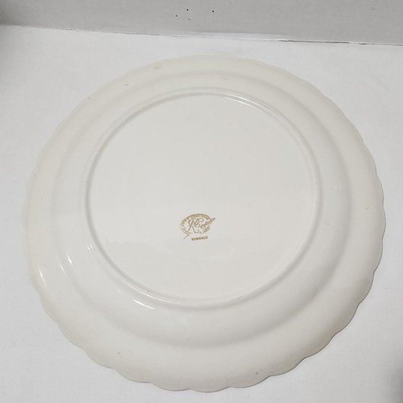 Vintage Royal China USA Romance Dinner Plate 10" floral center swirl rim - Picture 6 of 8